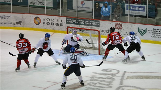 Le HC Carvena remporte son premier match hors-concours à domicile