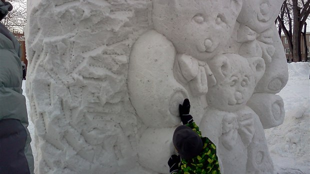 Plaisirs d'hiver  dans le carré Royal