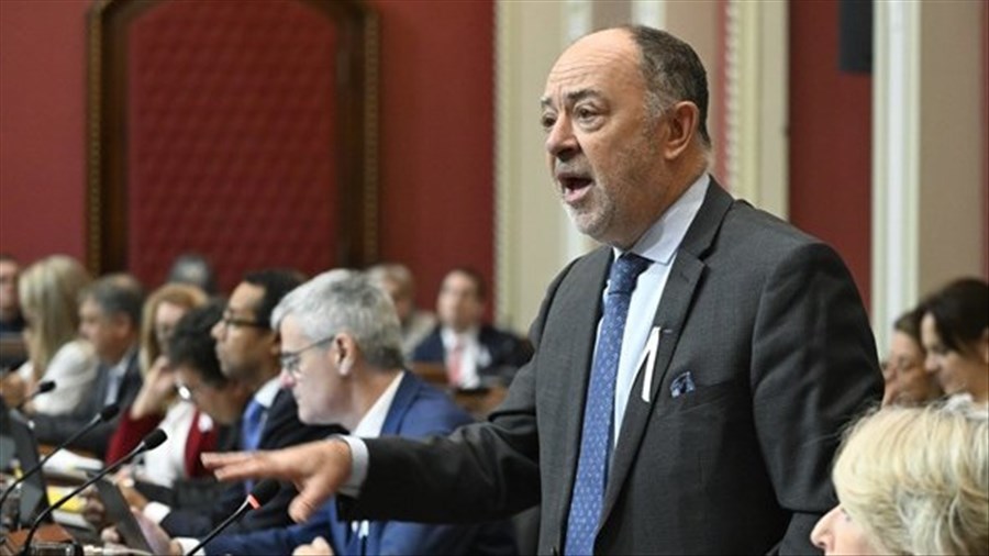 Dubé veut couper les surplus de fonctionnaires de son ministère par attrition